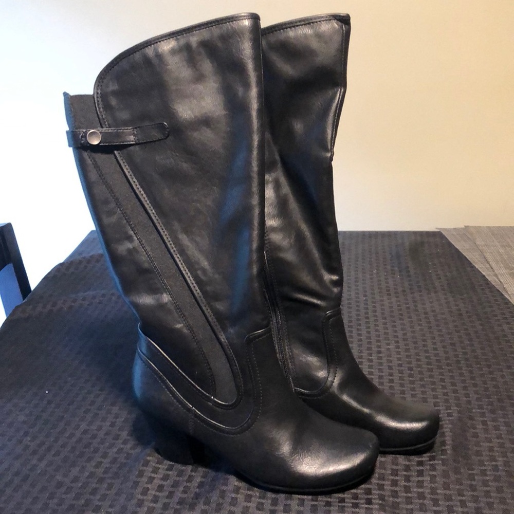 New Carlos Hart Black Knee-high boots